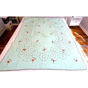 VTG Floral Hand Embroidered Linen Tablecloth Set 6 Napkins